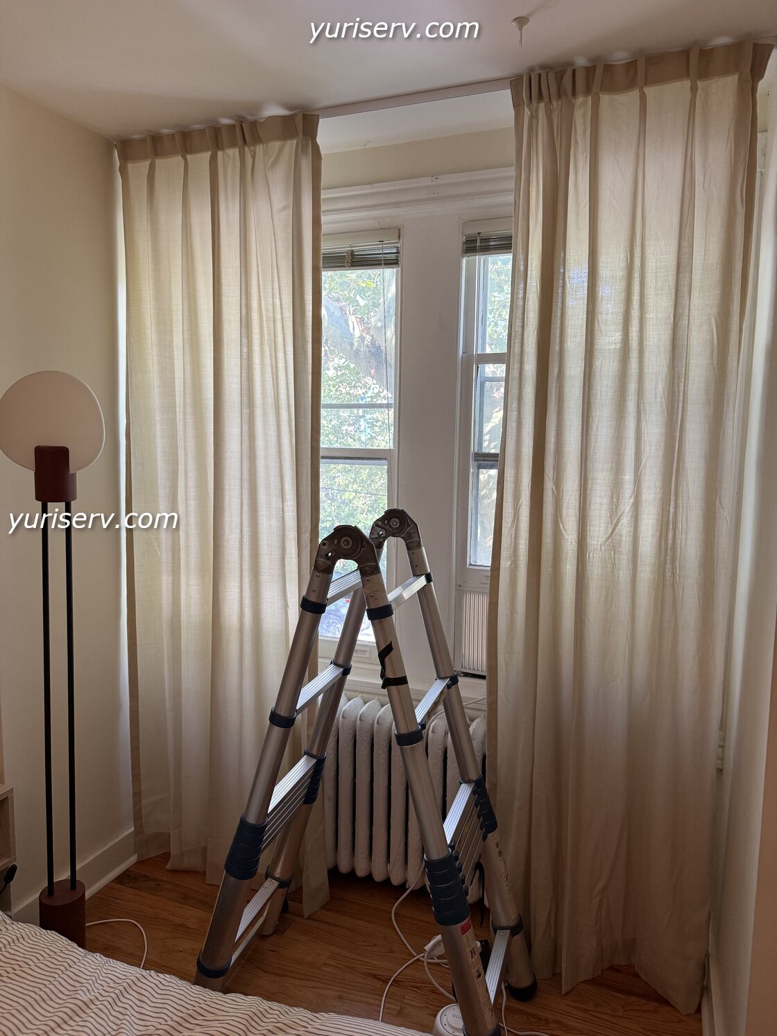 Curtain Installation in a Room with a Steam Radiator — image 3